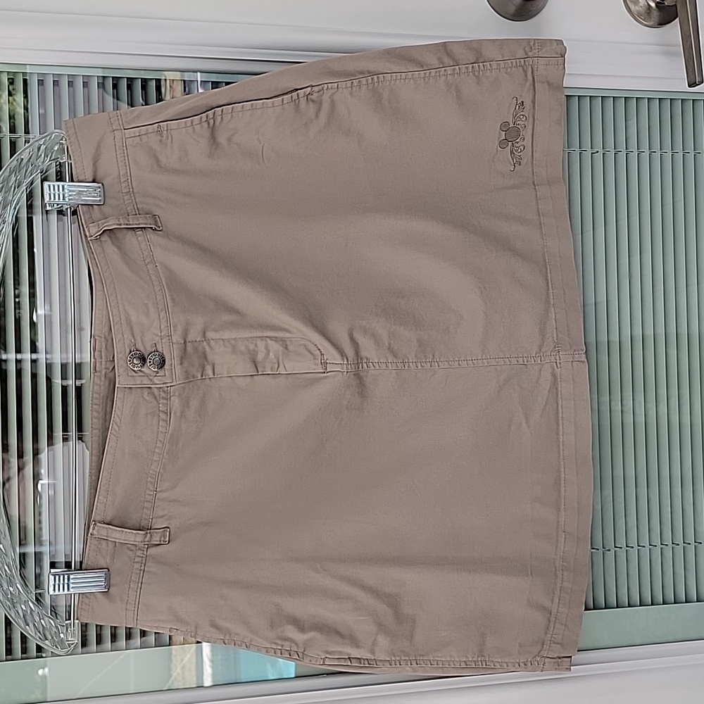 Walt Disney World Cotton Mini Skirt with Shorts Sz L Khaki circa 2007-2009